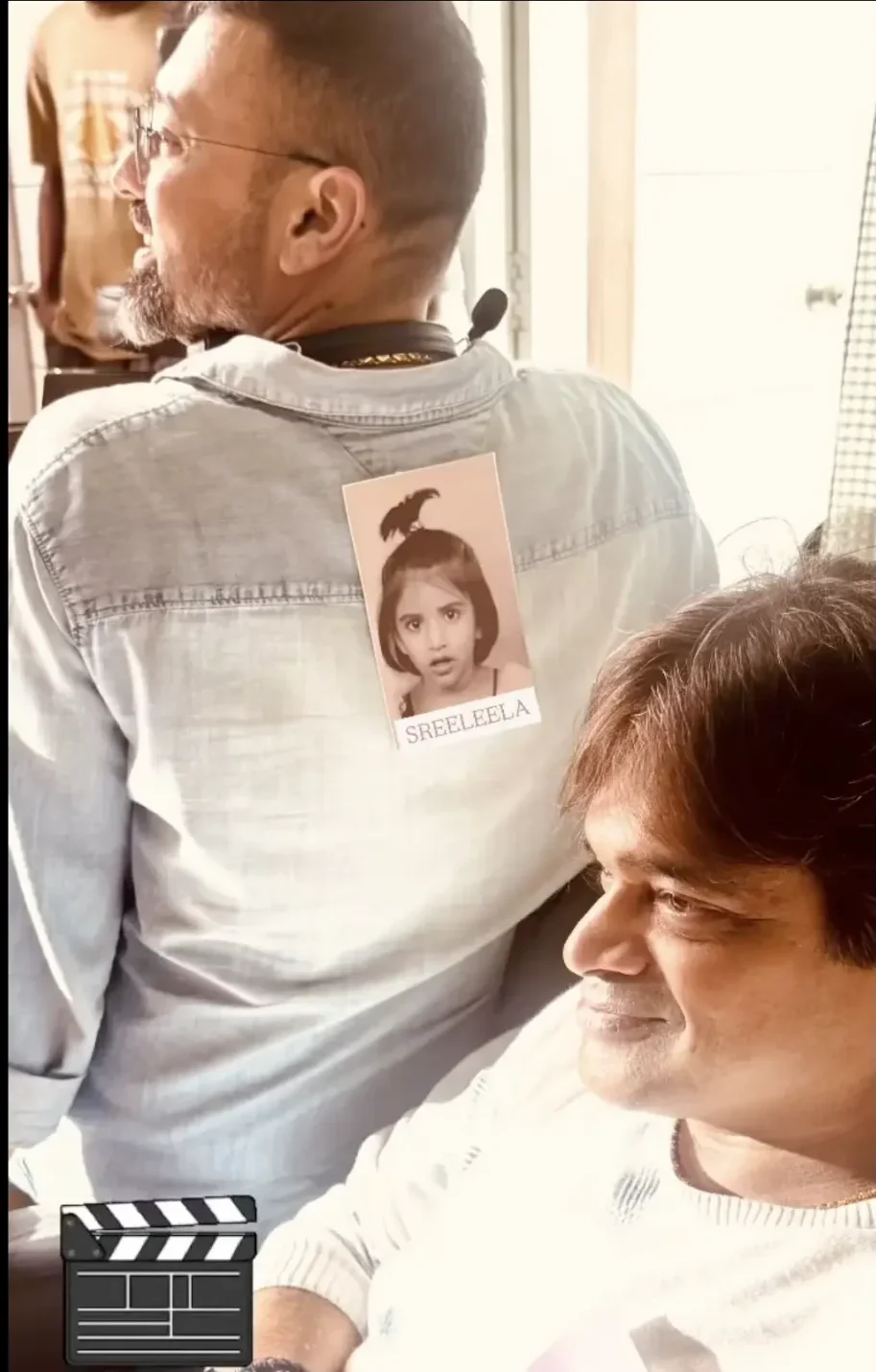 Sreeleela की बचपन की तस्वीर ने इंटरनेट का दिल चुराया, 'उस्ताद भगत सिंह' के सेट से फोटो वायरल 2 Sreeleela childhood pics